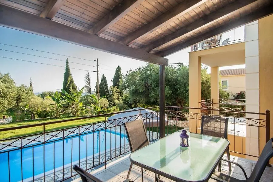 Villa Irida Afrato 0*,